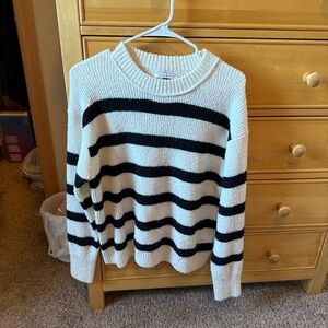 American Eagle Outfitters Black and White Striped Sweater